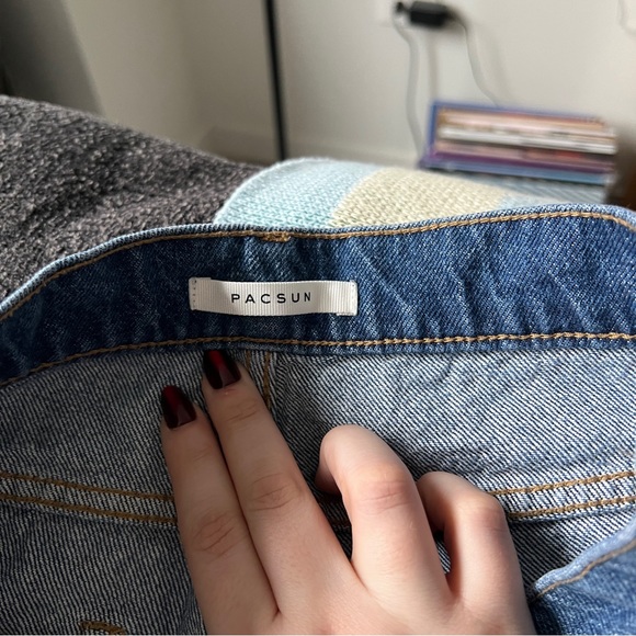 pacsun high rise straight jeans with distressing - Picture 4 of 5